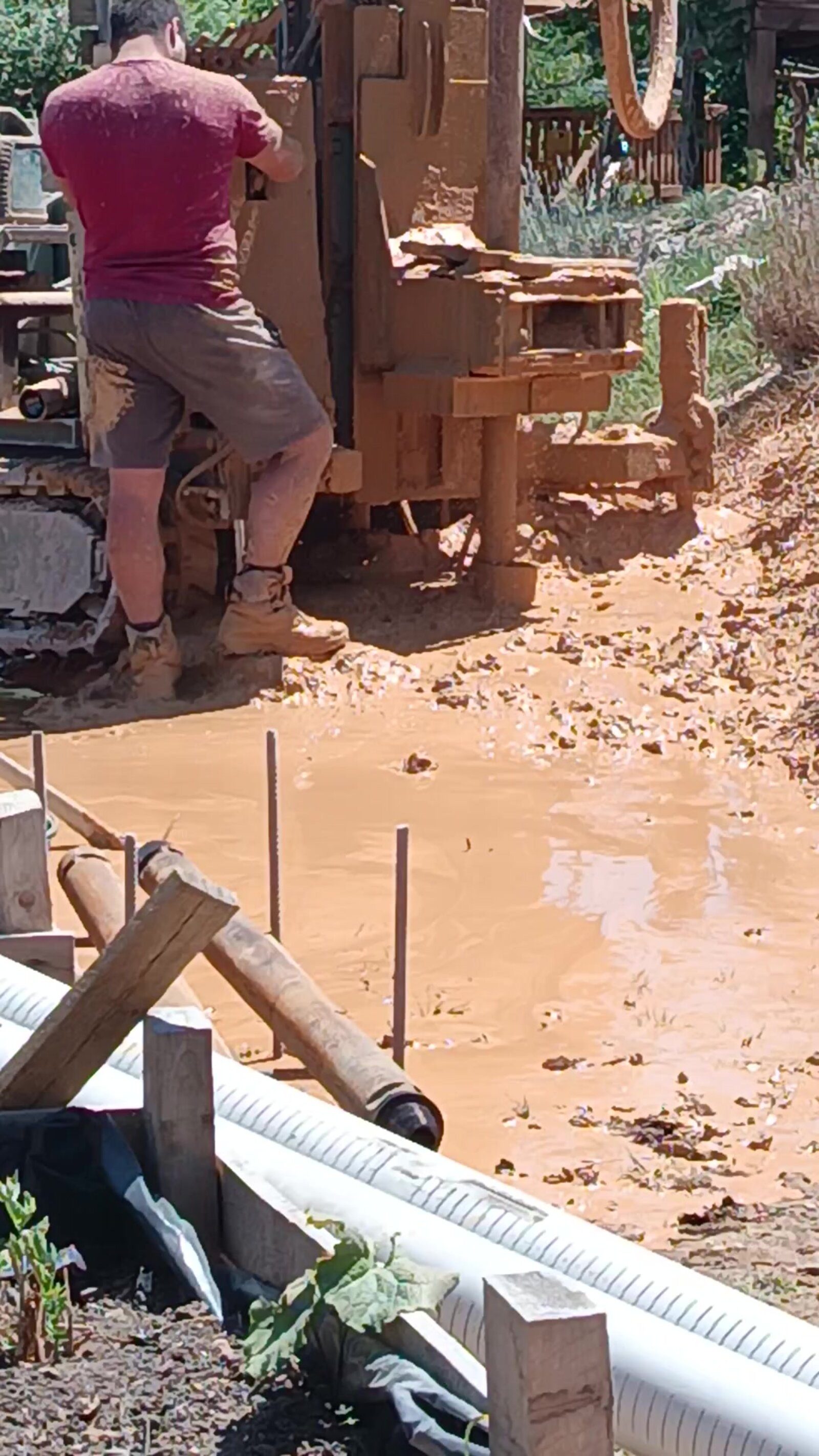 The Hydrosond 2026 team building a water borehole